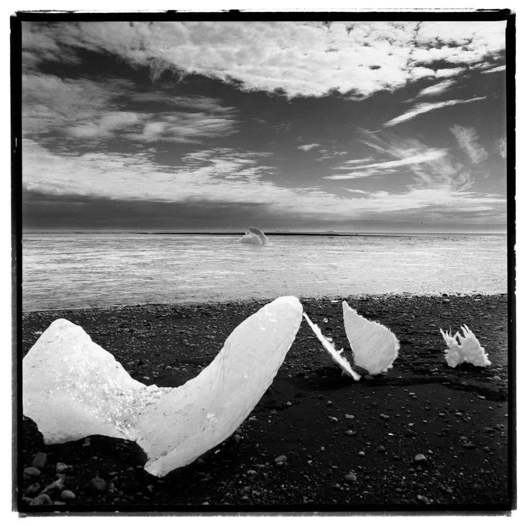 Photograph, Baryté Fine Art, Iceland, 2008, Edition 1/8, 40x40cm, 2'000.- CHF, 1x1m, 3'000.- CHF